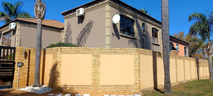 3 Bedroom Property for Sale in Dal Fouche Gauteng