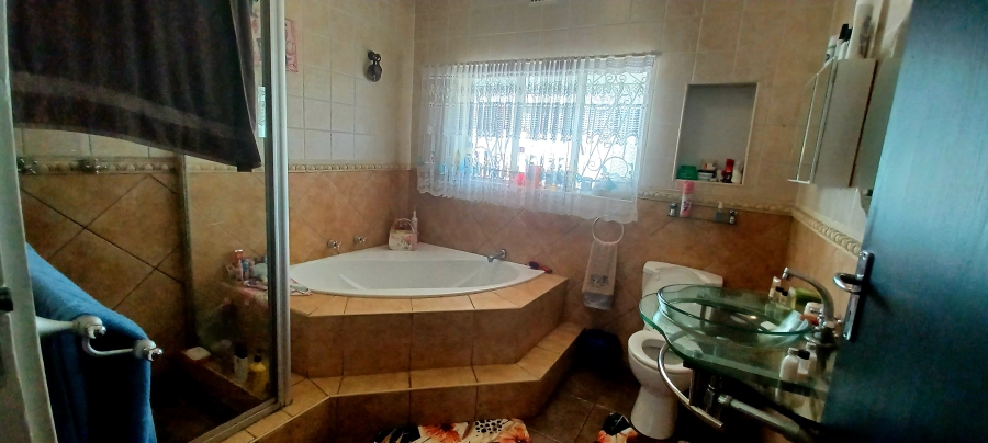 3 Bedroom Property for Sale in Brenthurst Gauteng