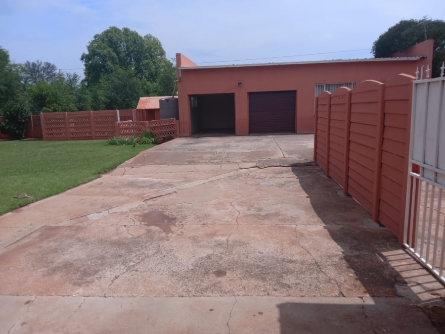 3 Bedroom Property for Sale in Persida Gauteng