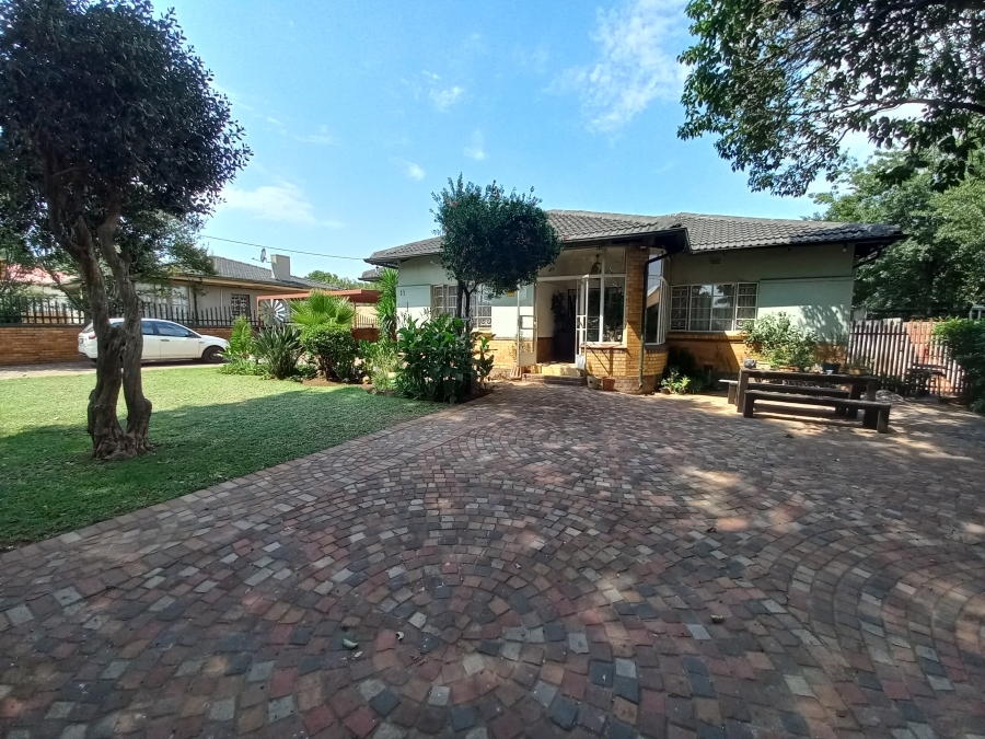 3 Bedroom Property for Sale in Selection Park Gauteng