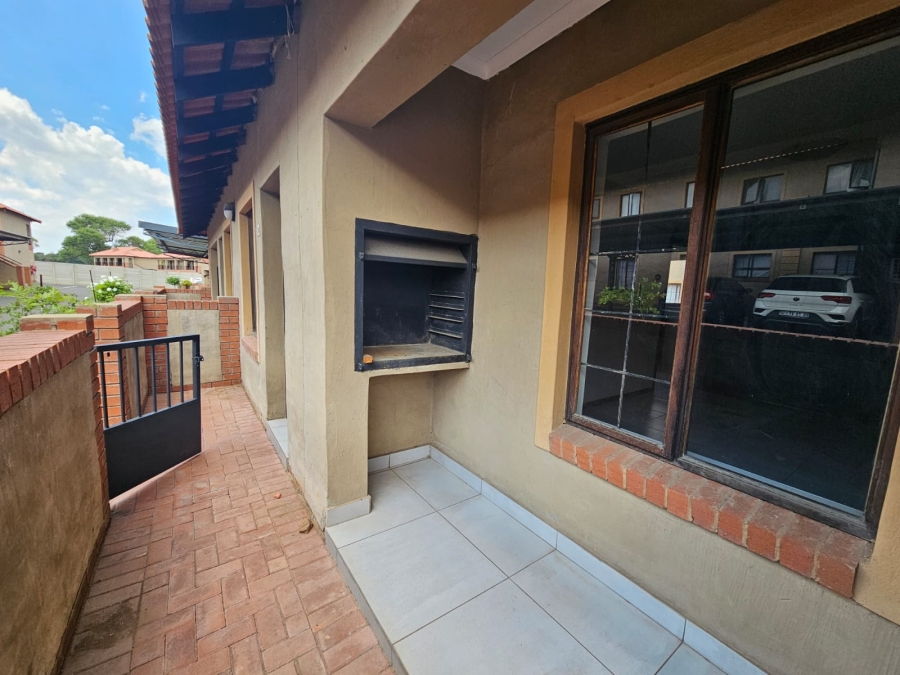 1 Bedroom Property for Sale in Kenleaf Gauteng
