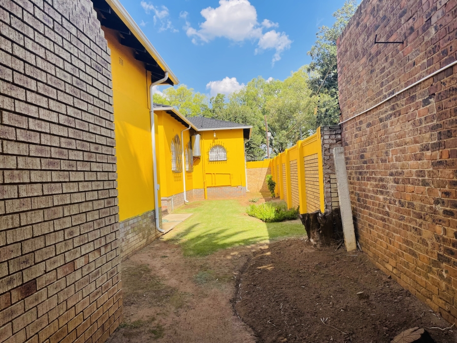 4 Bedroom Property for Sale in Selection Park Gauteng