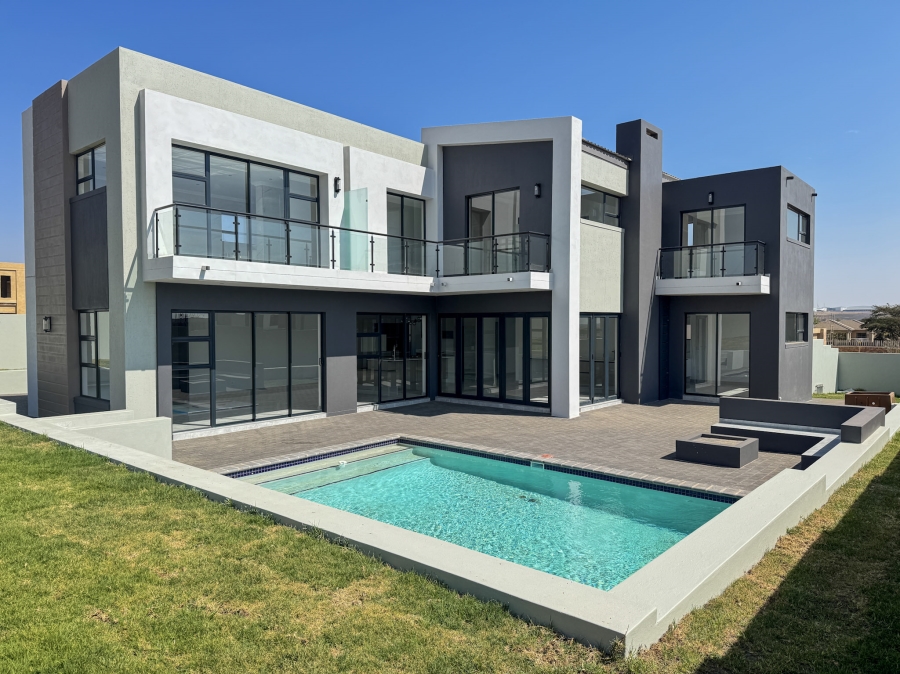 4 Bedroom Property for Sale in Midstream Estate Gauteng
