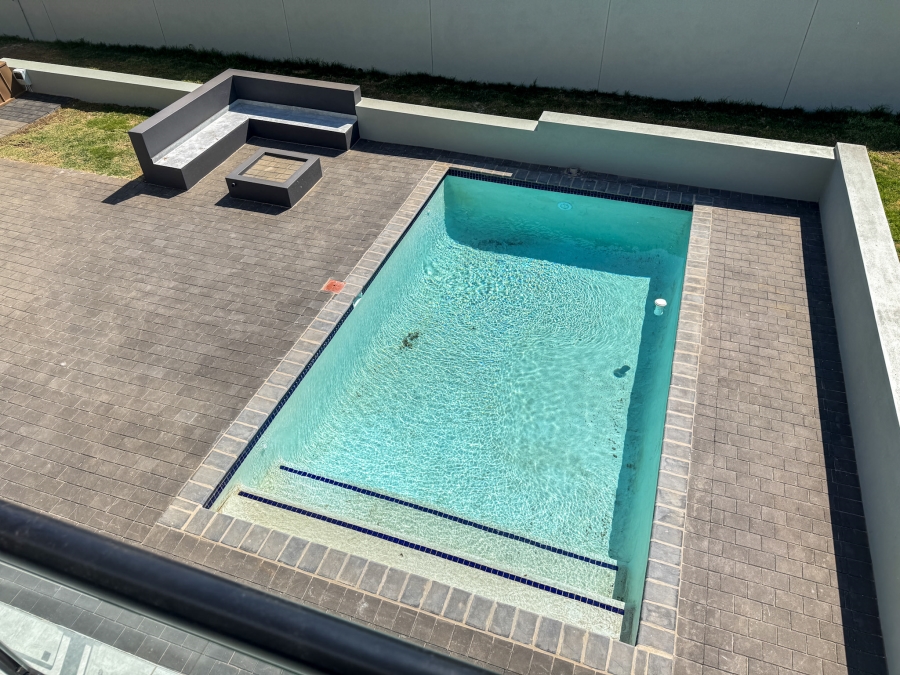 4 Bedroom Property for Sale in Midstream Estate Gauteng