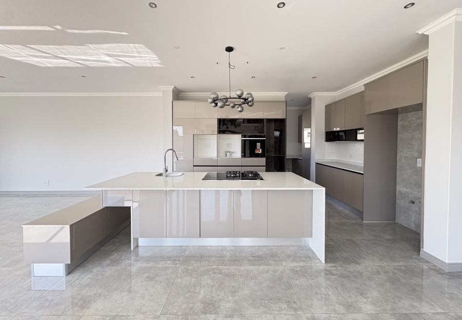 4 Bedroom Property for Sale in Midstream Estate Gauteng