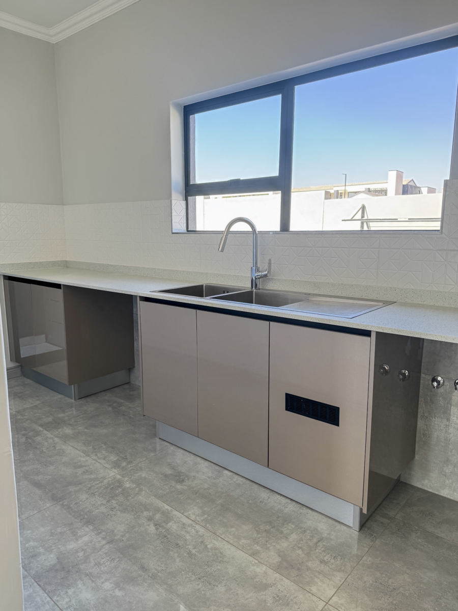 4 Bedroom Property for Sale in Midstream Estate Gauteng