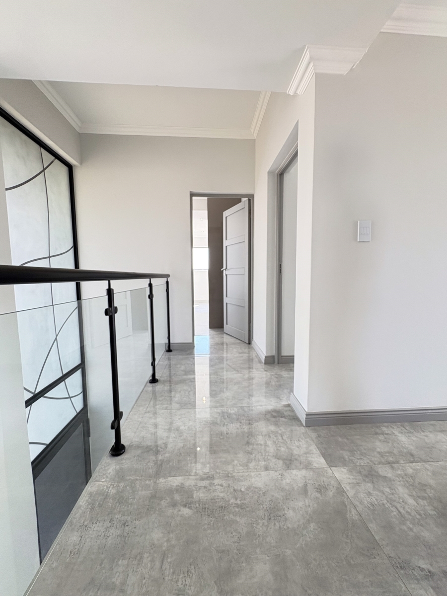 4 Bedroom Property for Sale in Midstream Estate Gauteng