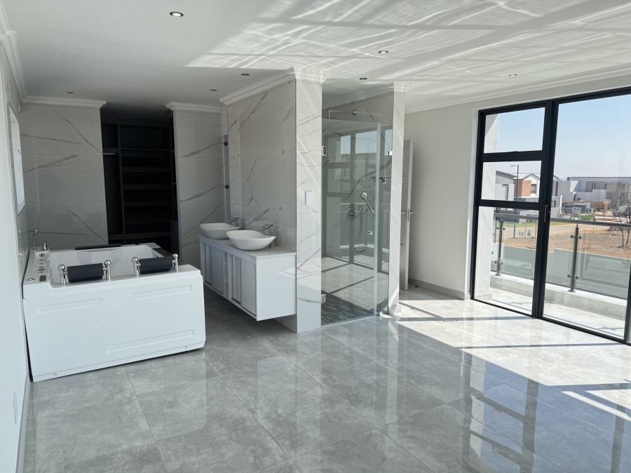 4 Bedroom Property for Sale in Midstream Estate Gauteng