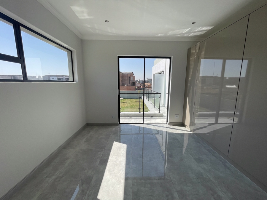 4 Bedroom Property for Sale in Midstream Estate Gauteng