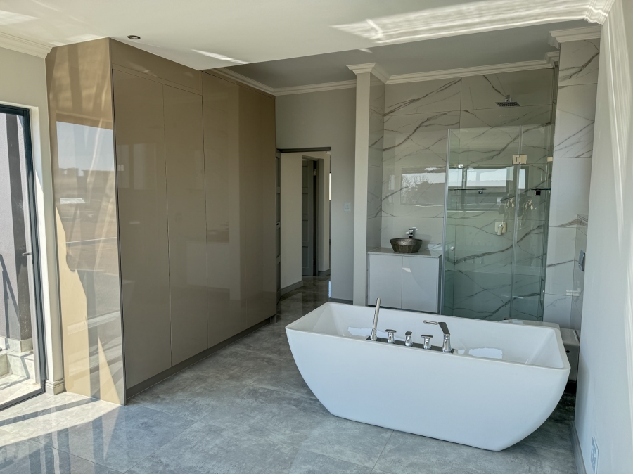 4 Bedroom Property for Sale in Midstream Estate Gauteng