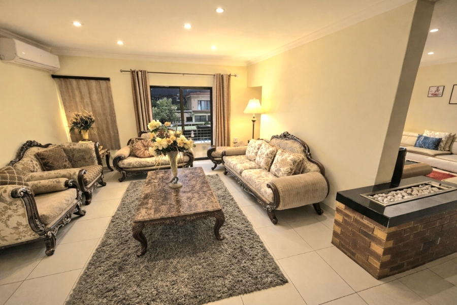 5 Bedroom Property for Sale in Blue Valley Golf Estate Gauteng