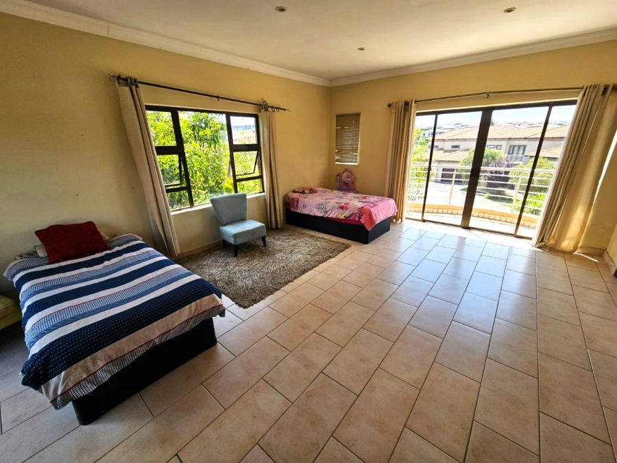 5 Bedroom Property for Sale in Blue Valley Golf Estate Gauteng