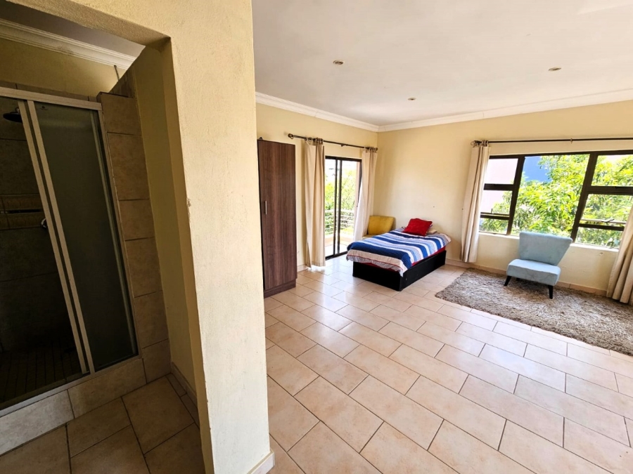5 Bedroom Property for Sale in Blue Valley Golf Estate Gauteng