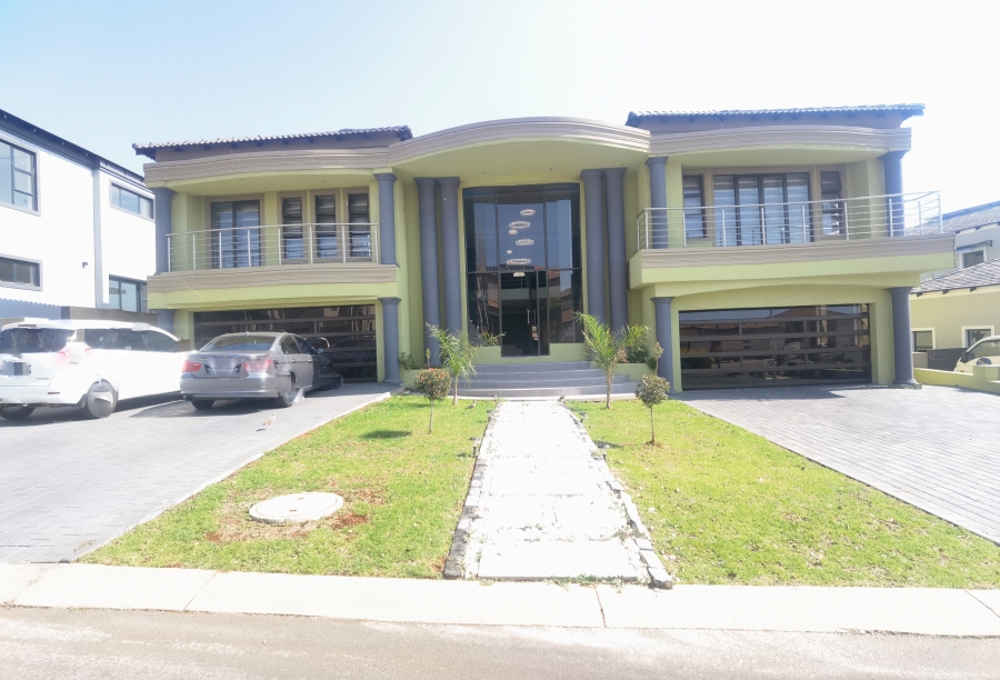6 Bedroom Property for Sale in Blue Valley Golf Estate Gauteng