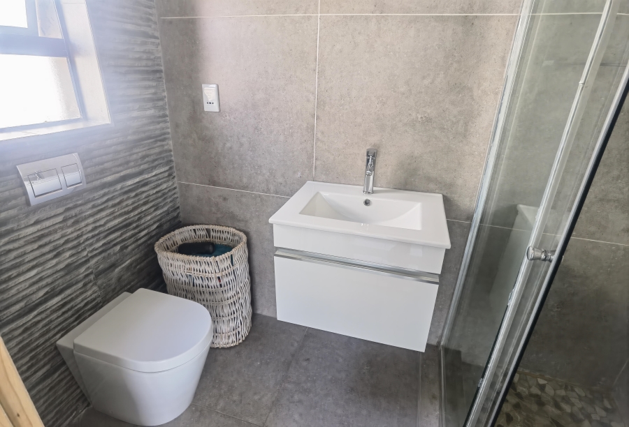 6 Bedroom Property for Sale in Blue Valley Golf Estate Gauteng