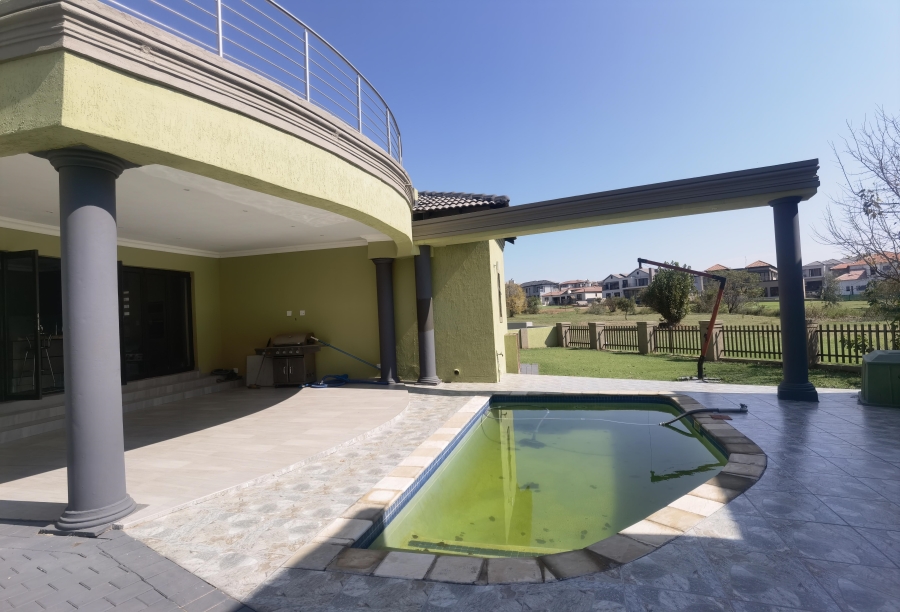 6 Bedroom Property for Sale in Blue Valley Golf Estate Gauteng