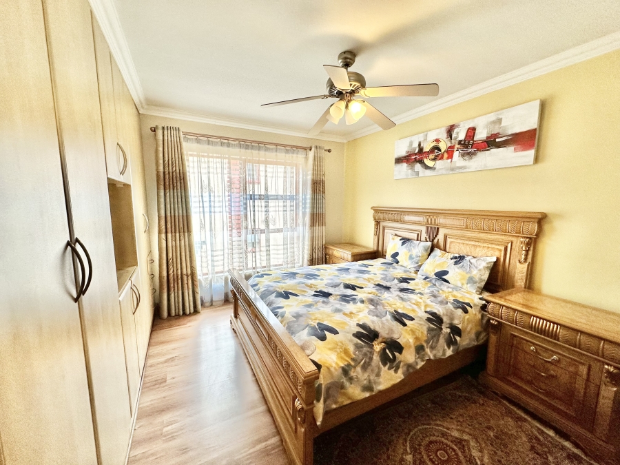 6 Bedroom Property for Sale in Blue Valley Golf Estate Gauteng