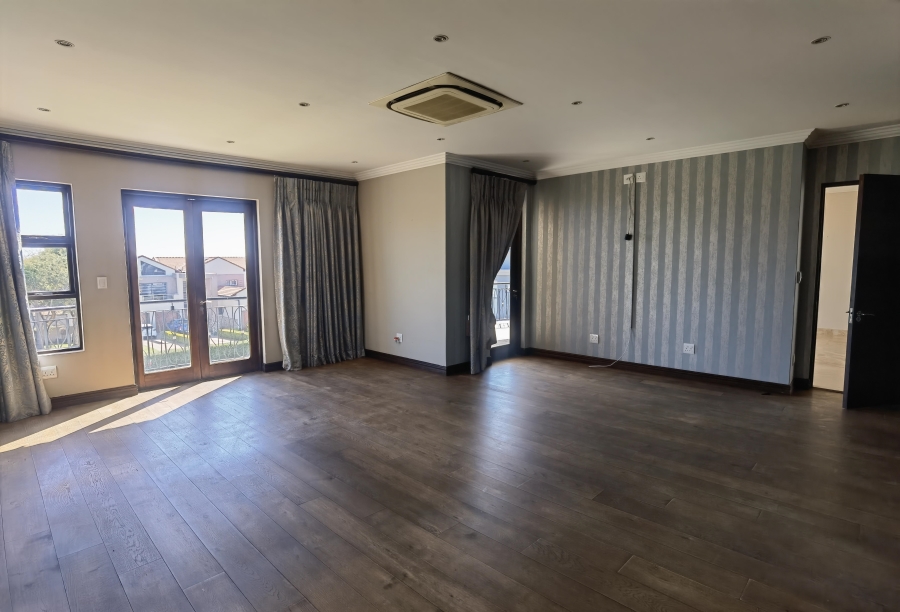 4 Bedroom Property for Sale in Copperleaf Estate Gauteng