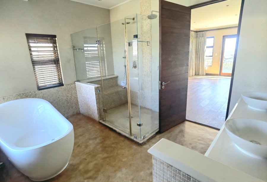 4 Bedroom Property for Sale in Copperleaf Estate Gauteng