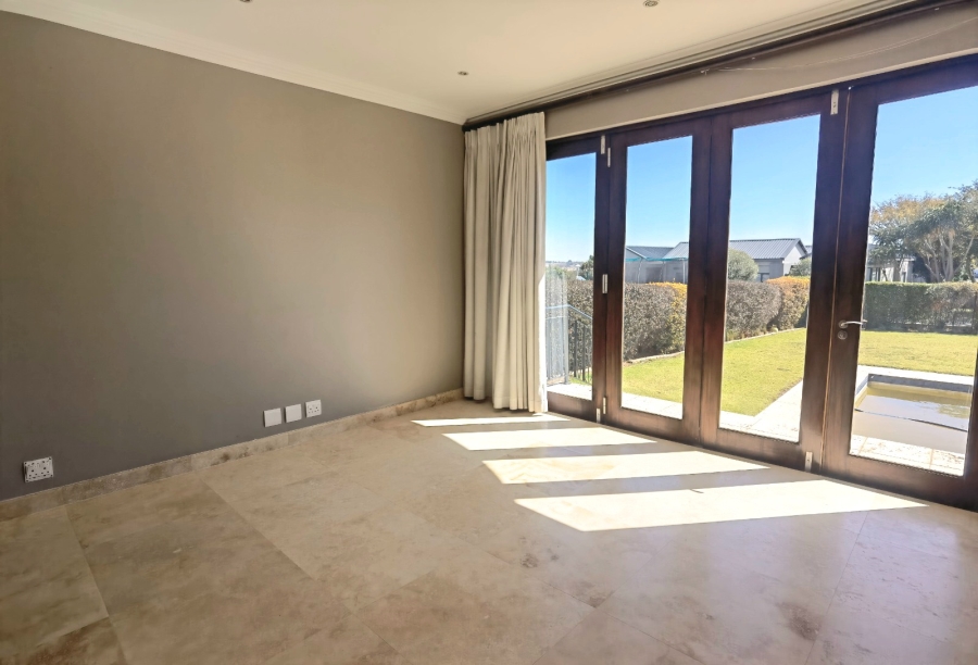 4 Bedroom Property for Sale in Copperleaf Estate Gauteng