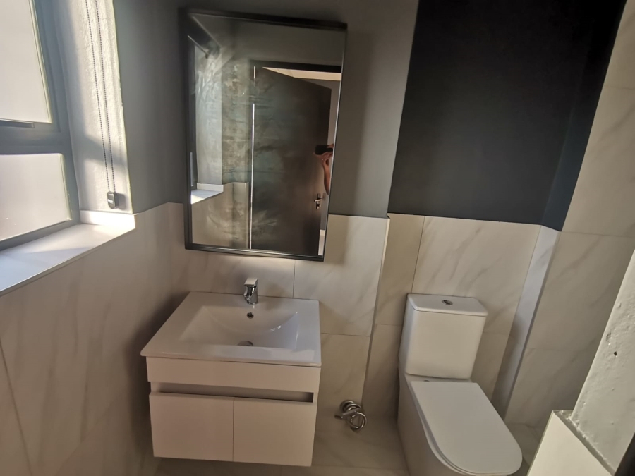 To Let 2 Bedroom Property for Rent in Bryanston Gauteng