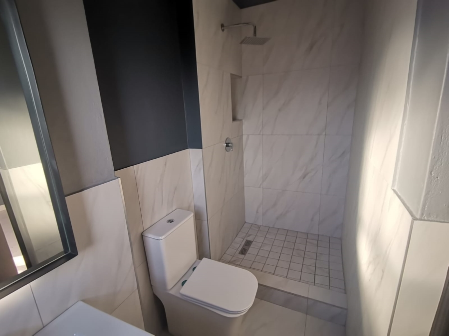 To Let 2 Bedroom Property for Rent in Bryanston Gauteng