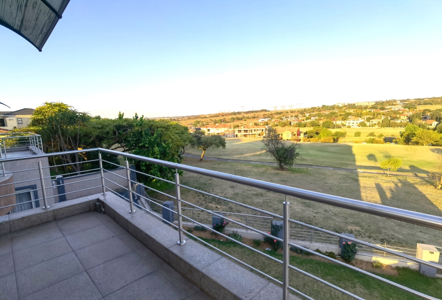 4 Bedroom Property for Sale in Blue Valley Golf Estate Gauteng