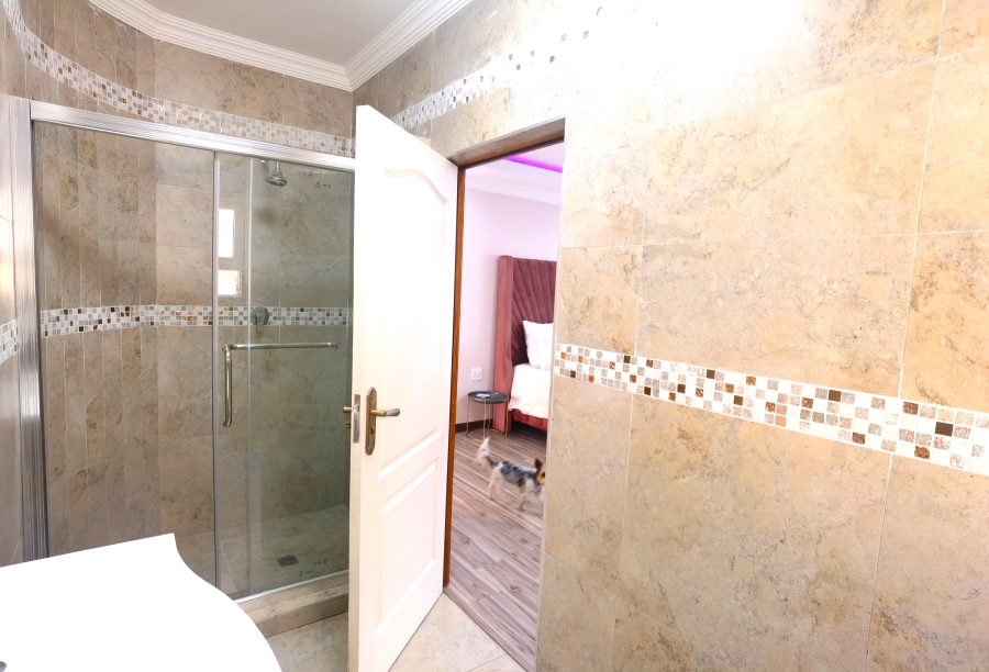 4 Bedroom Property for Sale in Blue Valley Golf Estate Gauteng