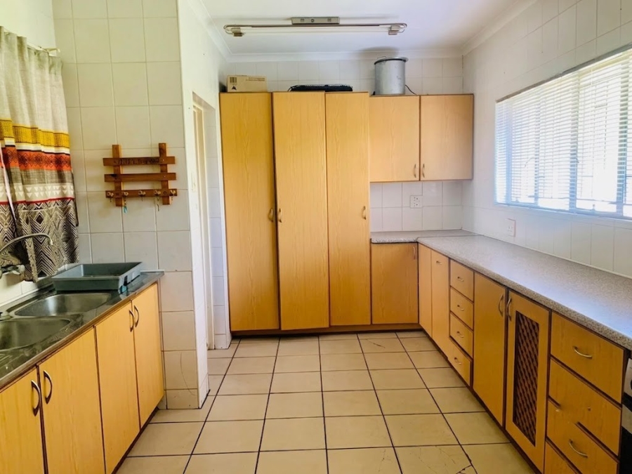 3 Bedroom Property for Sale in Vanderbijlpark SE 6 Gauteng