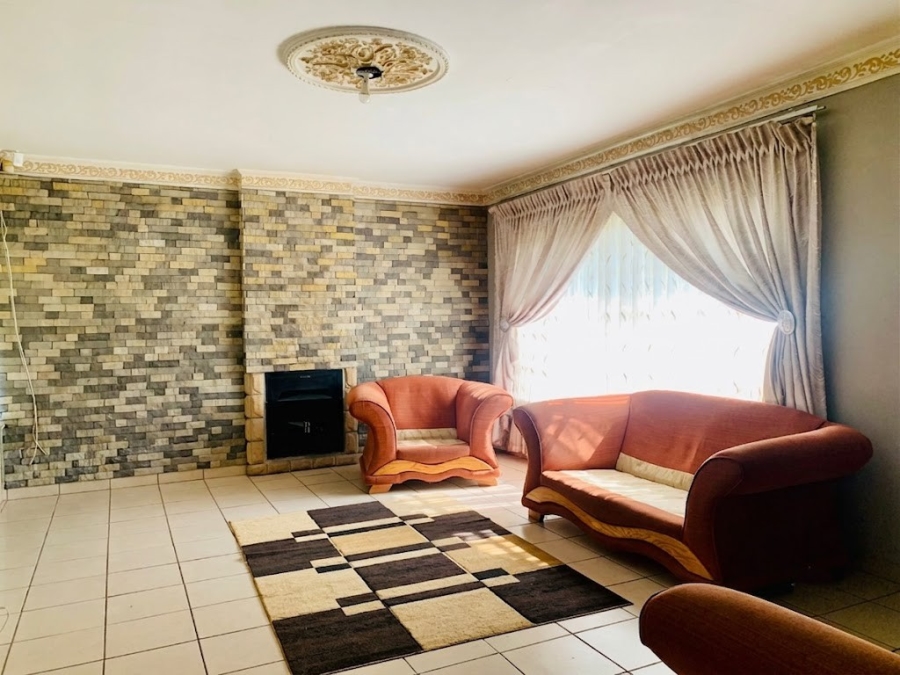 3 Bedroom Property for Sale in Vanderbijlpark SE 6 Gauteng