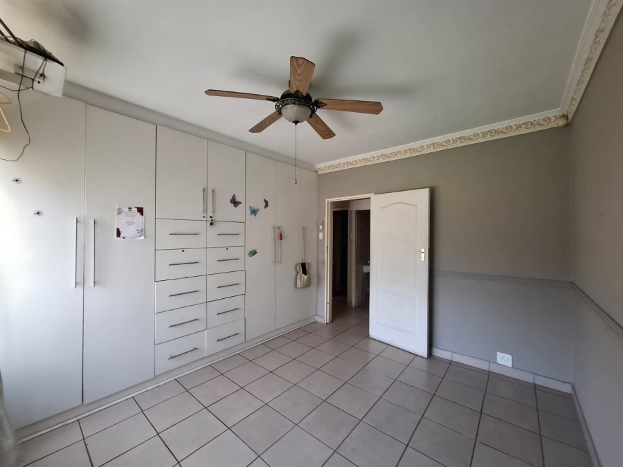 3 Bedroom Property for Sale in Vanderbijlpark SE 6 Gauteng