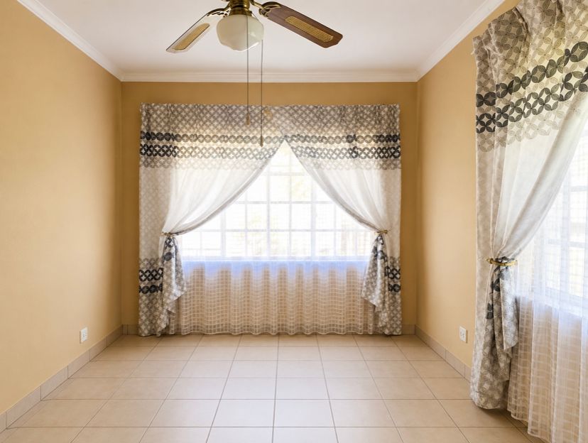 3 Bedroom Property for Sale in Vanderbijlpark SE 6 Gauteng