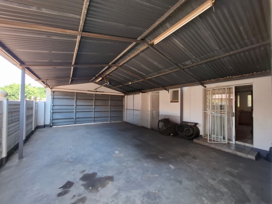 3 Bedroom Property for Sale in Vanderbijlpark SE 6 Gauteng