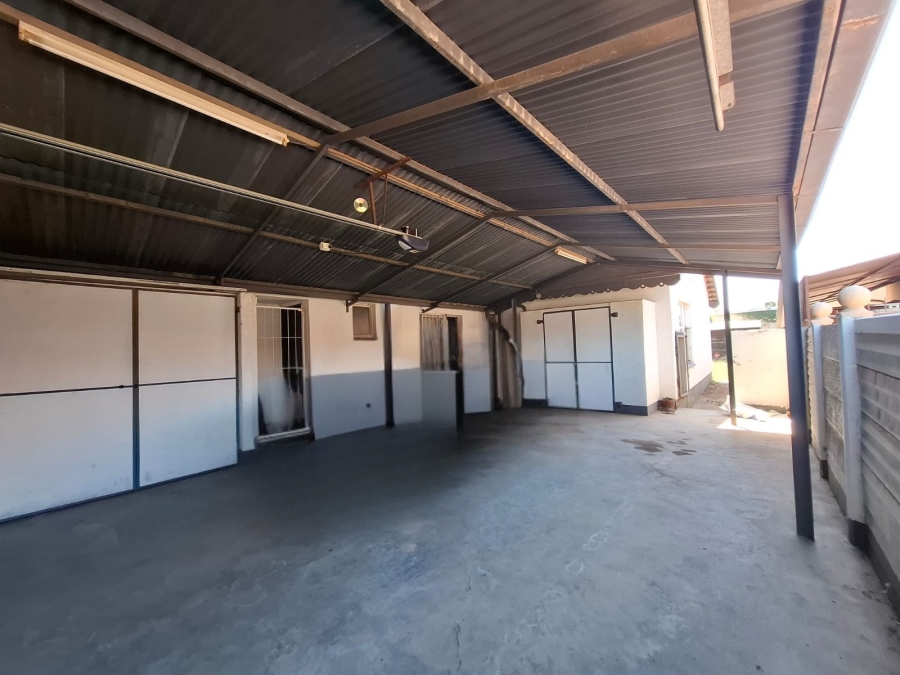 3 Bedroom Property for Sale in Vanderbijlpark SE 6 Gauteng
