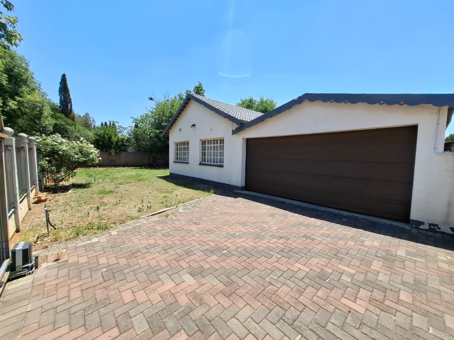 3 Bedroom Property for Sale in Vanderbijlpark SE 6 Gauteng