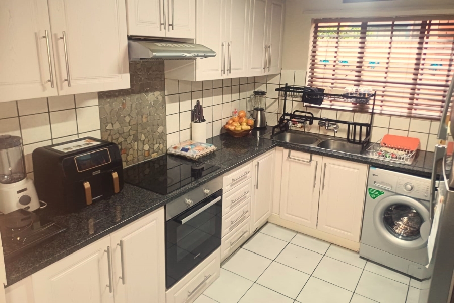 4 Bedroom Property for Sale in Lyttelton Manor Gauteng