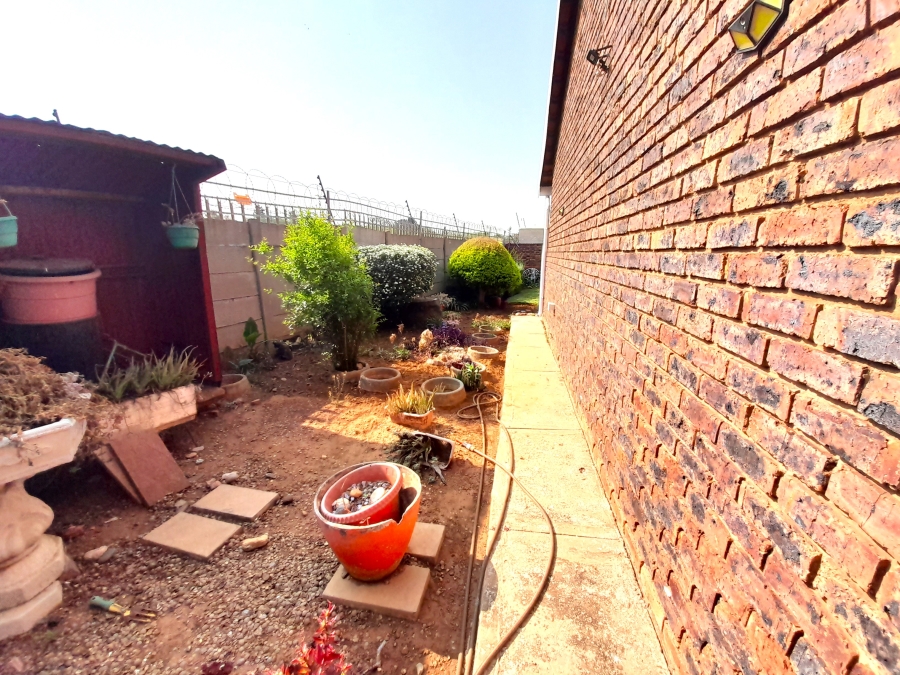 3 Bedroom Property for Sale in Arcon Park Gauteng