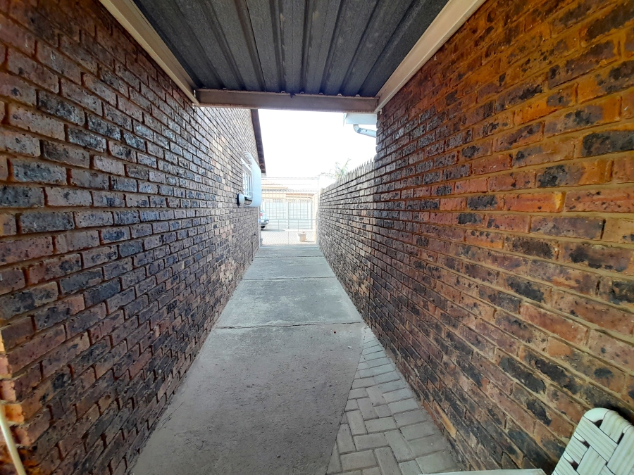 3 Bedroom Property for Sale in Arcon Park Gauteng