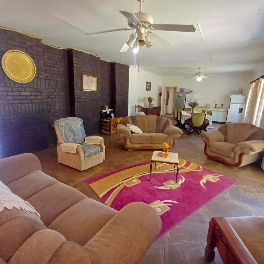3 Bedroom Property for Sale in Uitvlugt A H Gauteng
