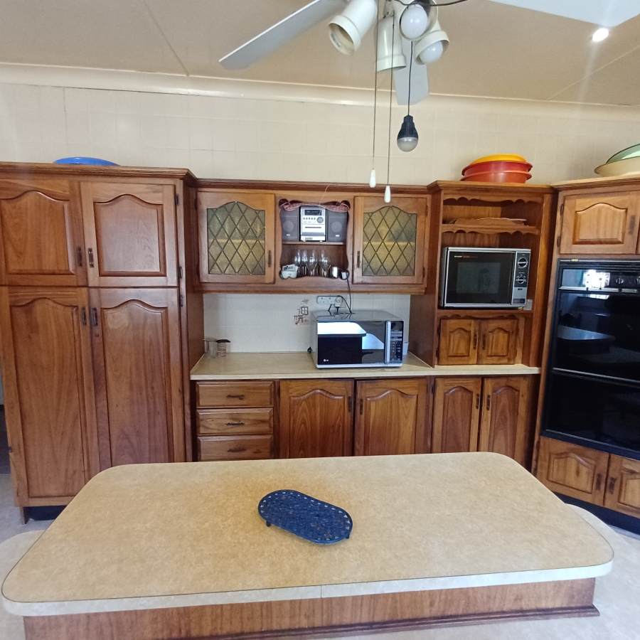 3 Bedroom Property for Sale in Uitvlugt A H Gauteng