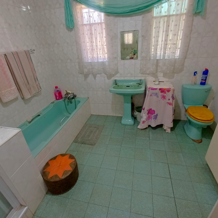 3 Bedroom Property for Sale in Uitvlugt A H Gauteng