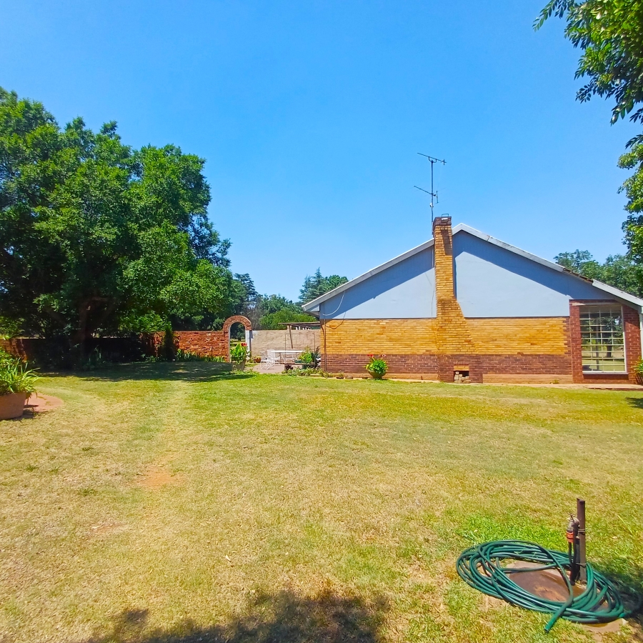 3 Bedroom Property for Sale in Uitvlugt A H Gauteng