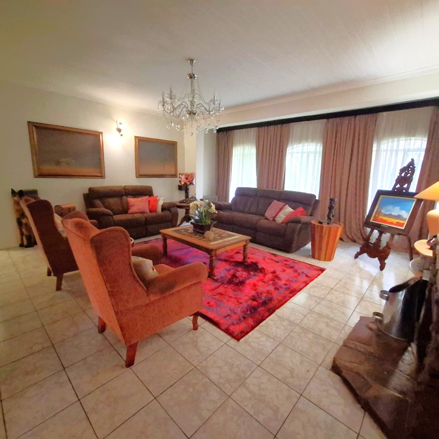 6 Bedroom Property for Sale in Meyerton Central Gauteng