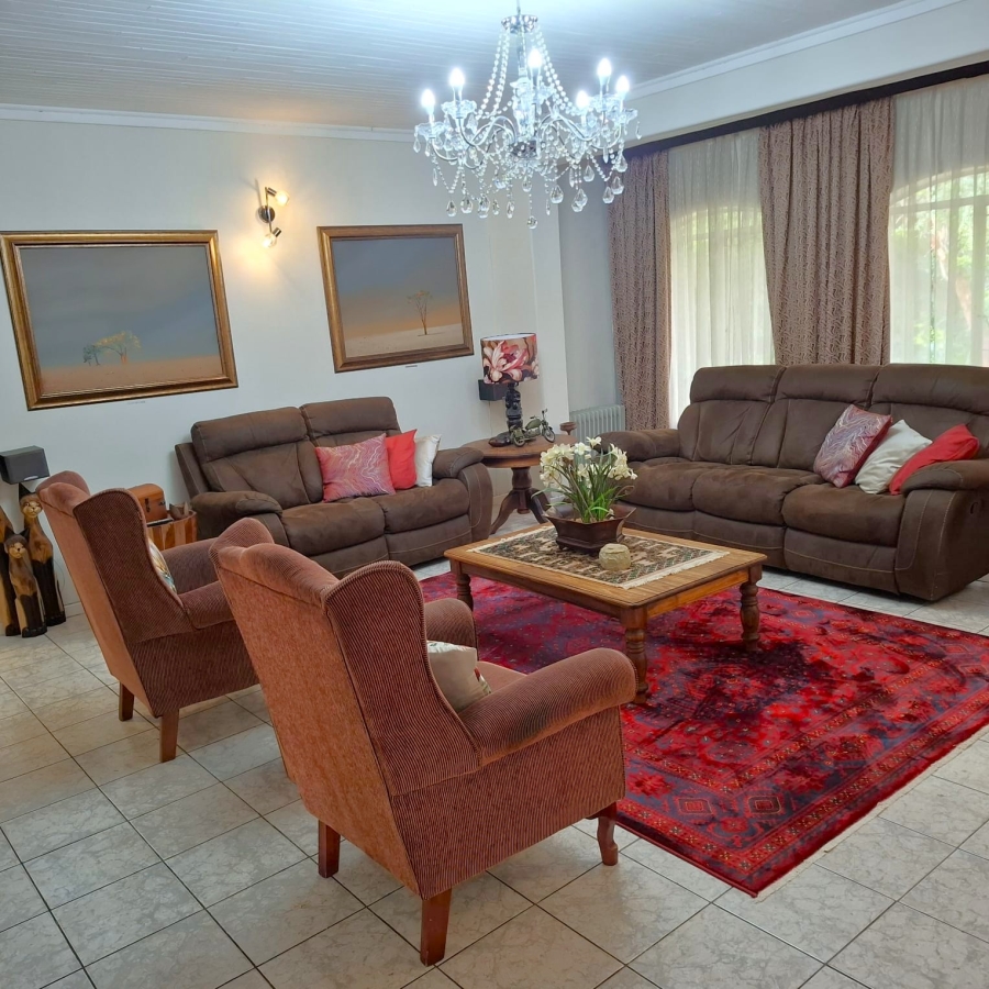6 Bedroom Property for Sale in Meyerton Central Gauteng