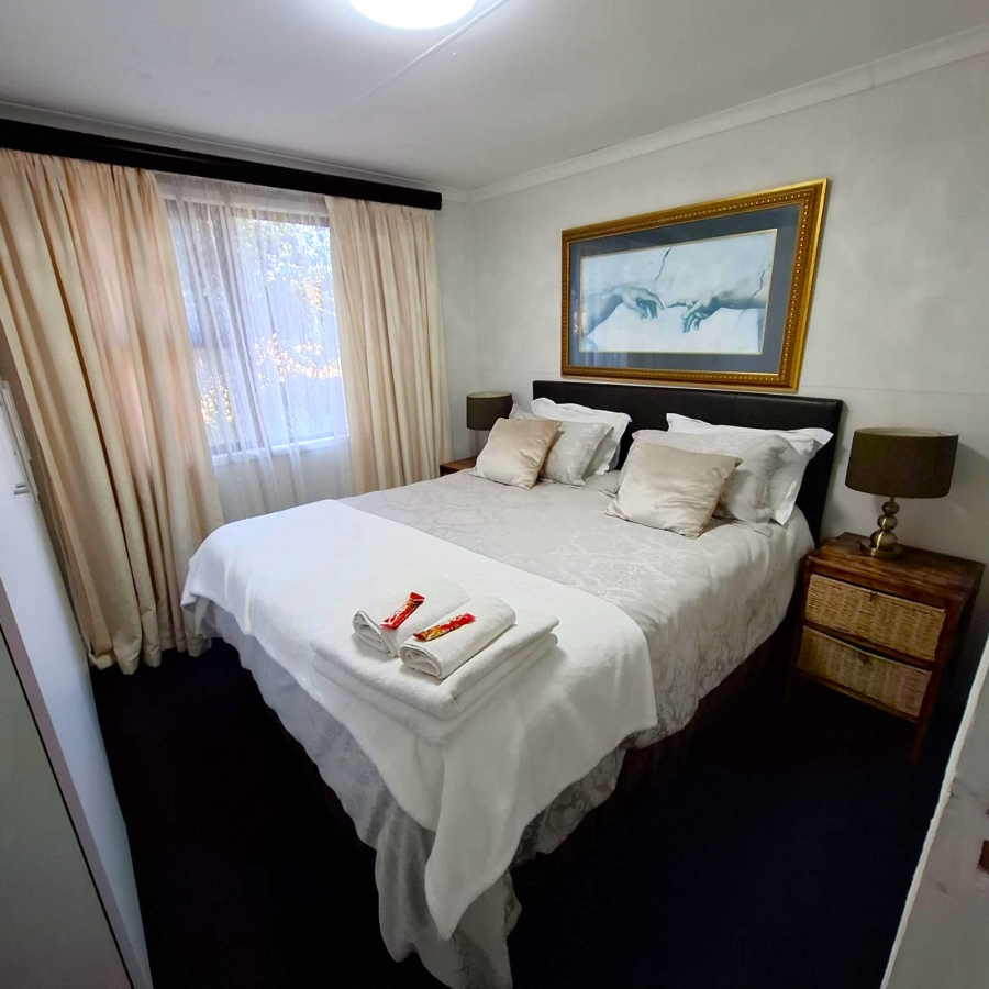 6 Bedroom Property for Sale in Meyerton Central Gauteng