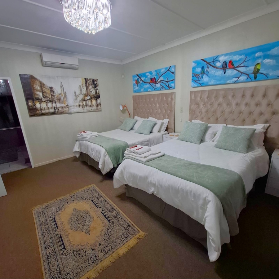 6 Bedroom Property for Sale in Meyerton Central Gauteng