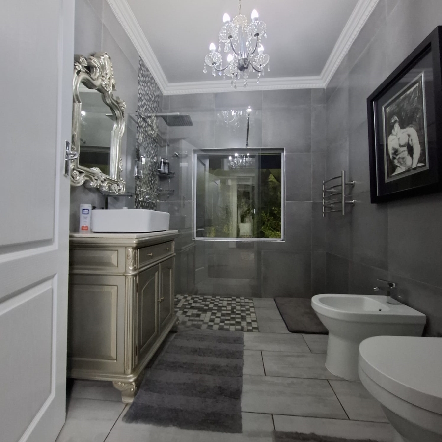 6 Bedroom Property for Sale in Meyerton Central Gauteng
