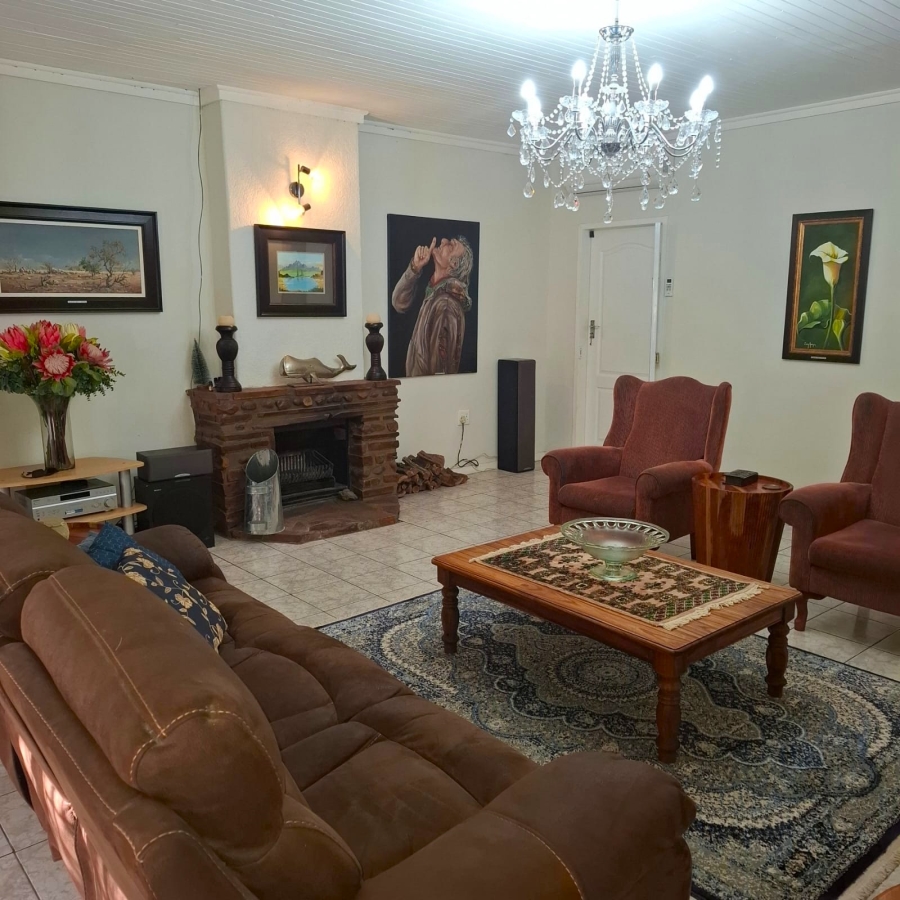 6 Bedroom Property for Sale in Meyerton Central Gauteng