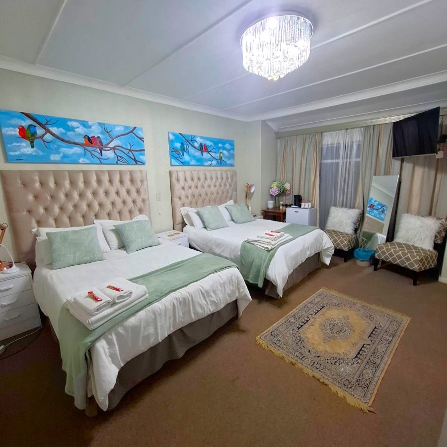 6 Bedroom Property for Sale in Meyerton Central Gauteng