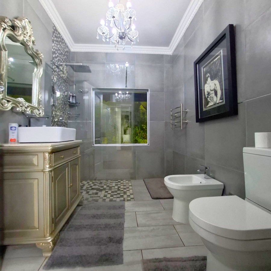 6 Bedroom Property for Sale in Meyerton Central Gauteng